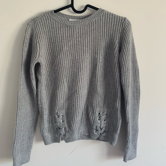 The Children’s Place Gray Knit Sweater - Picture 1 of 6